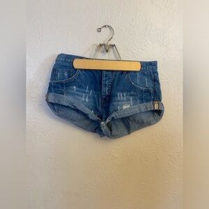 One x oneteaspoon shorts
